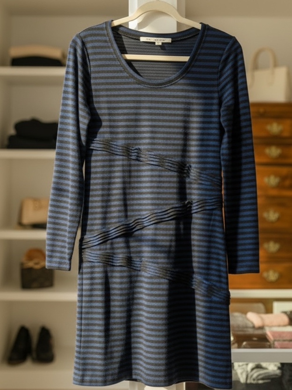 Max Studio Striped Long-Sleeve Scoop Neck Dress in Navy and Black
